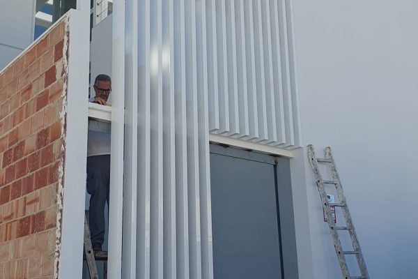 Leviaton - Carpintería metálica. Servicio Integral de aluminio.